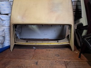 Triumph TR6 Geel  thumbnail 2