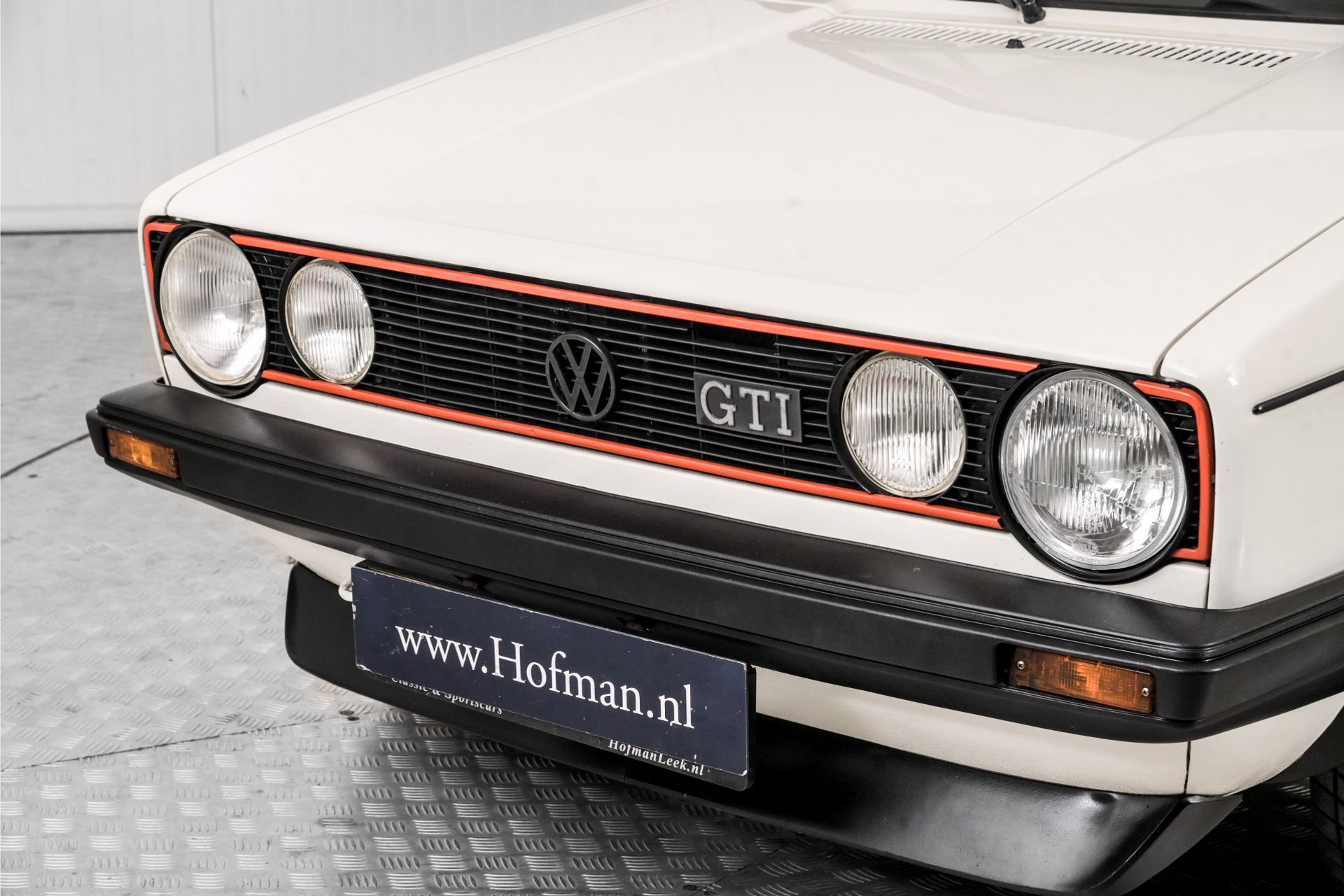 Volkswagen Golf 1 1.8 GTI pirelli Foto 24