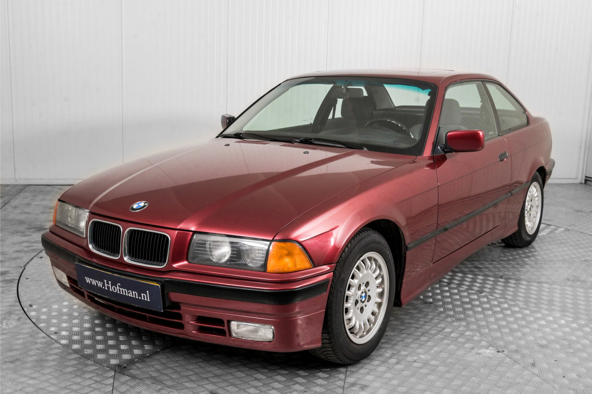 BMW 3-SERIE coupe 325i Foto 17