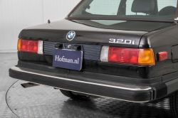 BMW 3 Serie 320i thumbnail 30