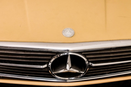 Mercedes-Benz SL-Klasse Roadster 380 SL thumbnail 8