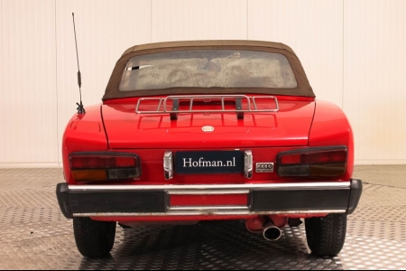 Fiat 124 Spider 2000 injectie thumbnail 3