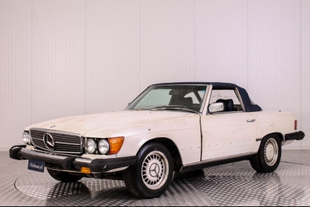 Mercedes-Benz 380SL Roadster  thumbnail 1