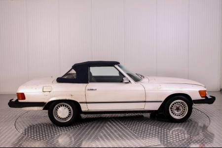 Mercedes-Benz 380SL Roadster  thumbnail 5