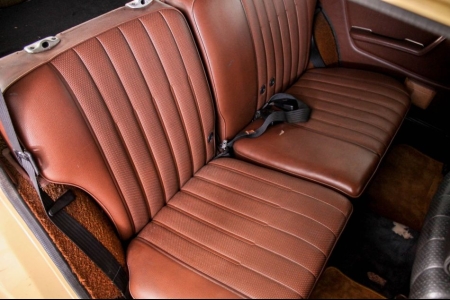 Mercedes-Benz 200-serie 300 TD Automaat thumbnail 10