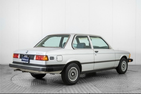 BMW 3 Serie 320i thumbnail 2