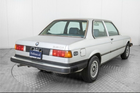 BMW 3 Serie 320i thumbnail 25