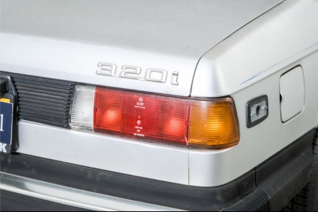 BMW 3 Serie 320i thumbnail 32