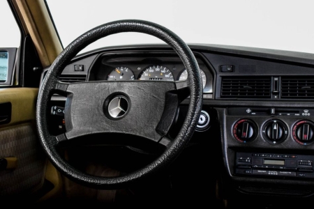 Mercedes-Benz 190D 2.5 turbo Diesel  thumbnail 17
