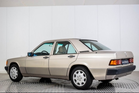 Mercedes-Benz 190D 2.5 turbo Diesel  thumbnail 27