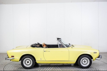 Fiat 124 Spider 1800 thumbnail 4