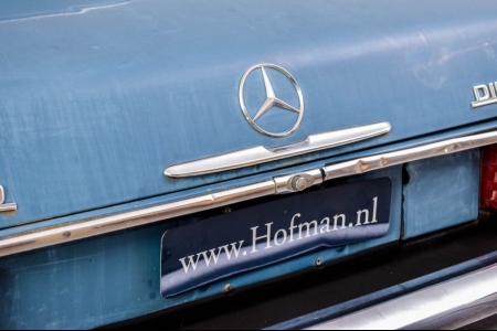 Mercedes-Benz 300d  thumbnail 15