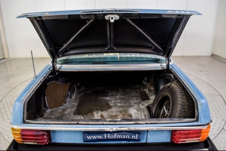 Mercedes-Benz 300d  thumbnail 21