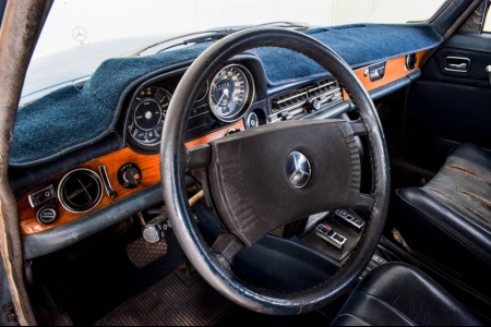 Mercedes-Benz 300d  thumbnail 25
