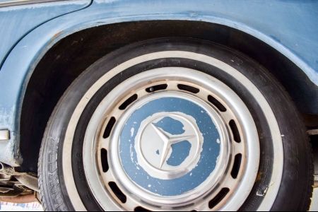 Mercedes-Benz 300d  thumbnail 43