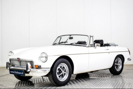 MG B MGB Roadster thumbnail 1
