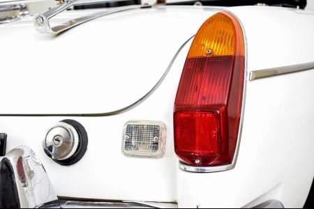 MG B MGB Roadster thumbnail 17
