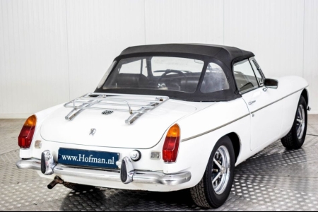 MG B MGB Roadster thumbnail 26