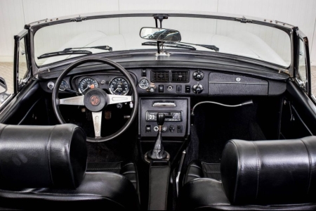 MG B MGB Roadster thumbnail 44