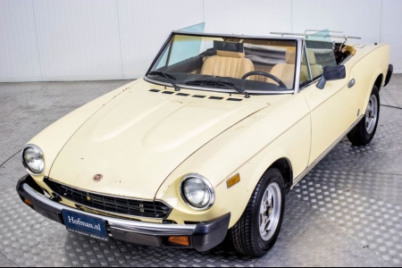 Fiat 124 Spider 2000 Injection thumbnail 38