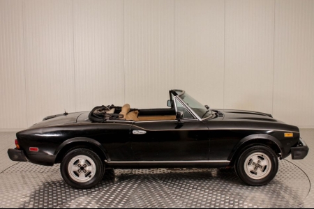 Fiat 124 Spider 2000 USA thumbnail 13