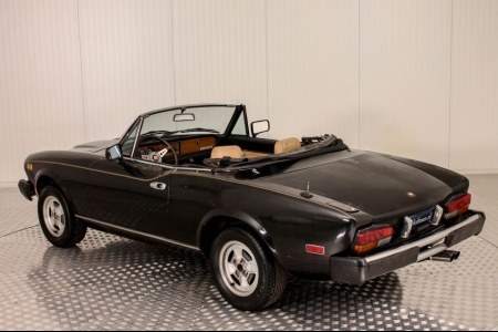 Fiat 124 Spider 2000 USA thumbnail 24