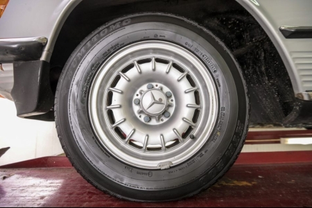 Mercedes-Benz SL-Klasse 450 SL roadster thumbnail 82