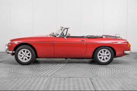 MG B 1.8 Roadster thumbnail 16