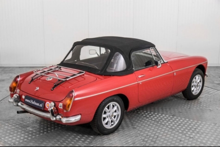 MG B 1.8 Roadster thumbnail 36