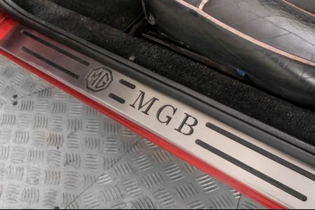 MG B 1.8 Roadster thumbnail 47