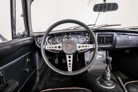 MG B 1.8 Roadster thumbnail 6