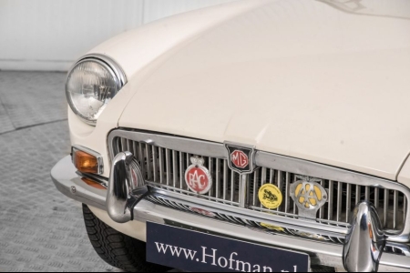 MG B 1.8 Roadster thumbnail 28