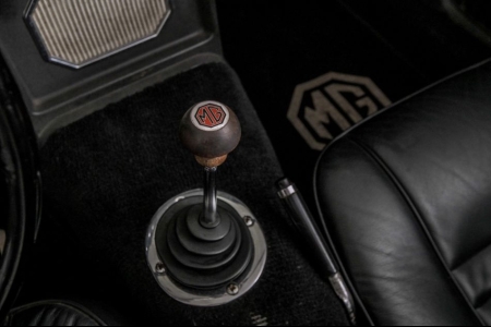MG B 1.8 Roadster thumbnail 31