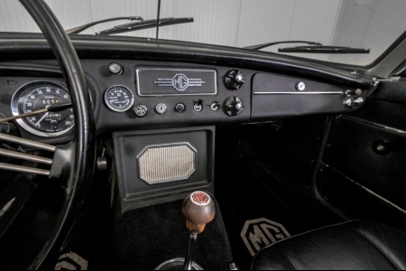 MG B 1.8 Roadster thumbnail 34