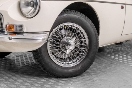 MG B 1.8 Roadster thumbnail 4
