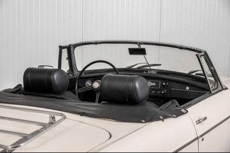 MG B 1.8 Roadster thumbnail 41