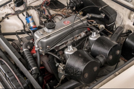 MG B 1.8 Roadster thumbnail 49
