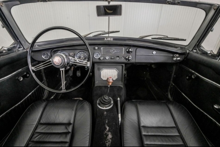MG B 1.8 Roadster thumbnail 5