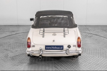 MG B 1.8 Roadster thumbnail 57