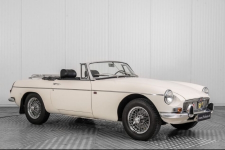 MG B 1.8 Roadster thumbnail 7