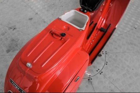 Vespa  50 R classic thumbnail 25