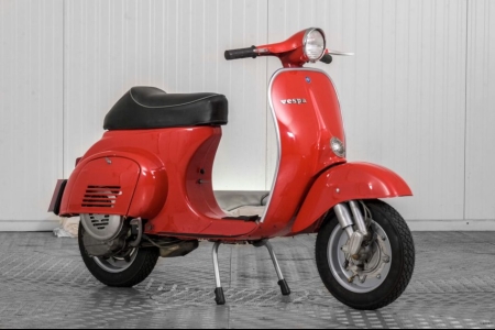 Vespa  50 R classic thumbnail 6