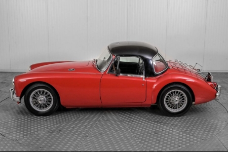 MG A MGA1500 compleet met softtop en hardtop thumbnail 64