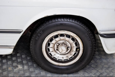 Mercedes-Benz SL-Klasse 350 SL Roadster thumbnail 21