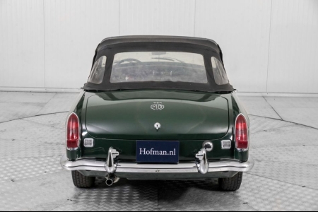 MG B  thumbnail 47