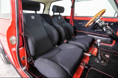MINI Red Hot 1300 thumbnail 9