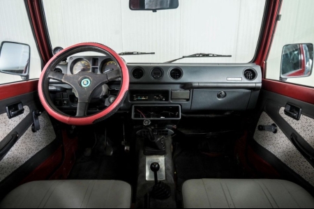 Suzuki Samurai 4WD thumbnail 5