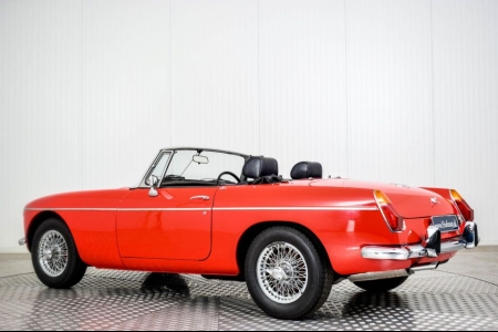 MG B MGB Roadster thumbnail 21