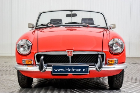 MG B MGB Roadster thumbnail 3