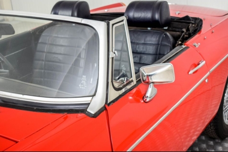 MG B MGB Roadster thumbnail 30